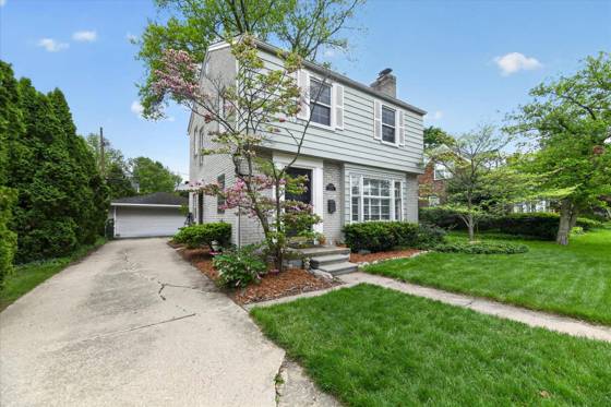 32388 Arlington Drive, Beverly Hills, MI 48025 photo 3