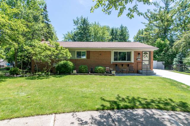 732 Calder Court, Saline, MI