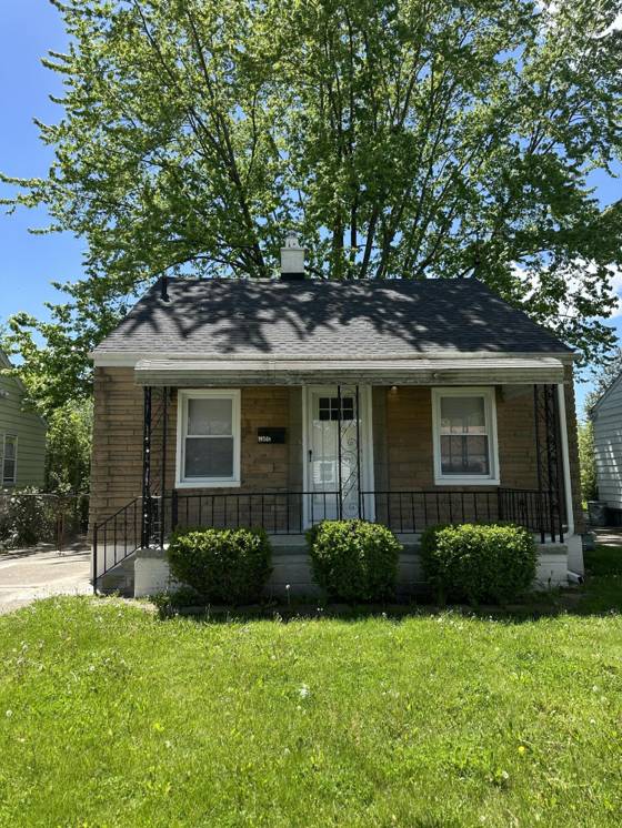 19348 Washtenaw Street, Harper Woods, MI 48225 photo 2