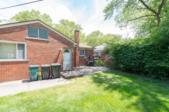 24711 Church Street, Oak Park, MI 48237 photo 2