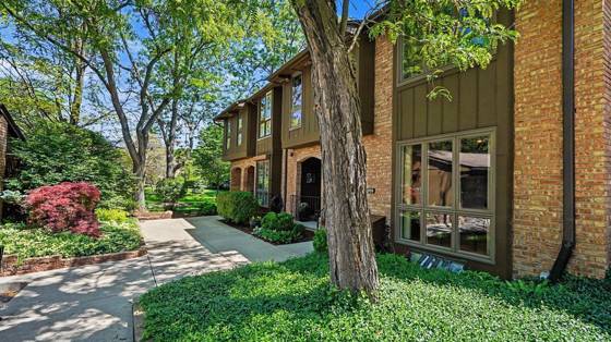 959 Greenhills Drive, Ann Arbor, MI 48105 photo 2