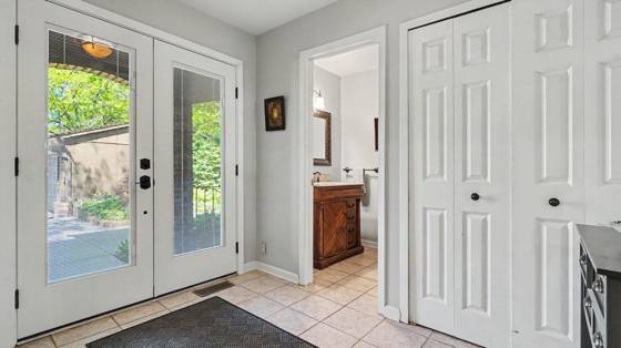 959 Greenhills Drive, Ann Arbor, MI 48105 photo 5