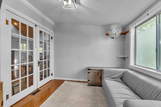 6330 Oakdale Drive, Brighton, MI 48116 photo 5
