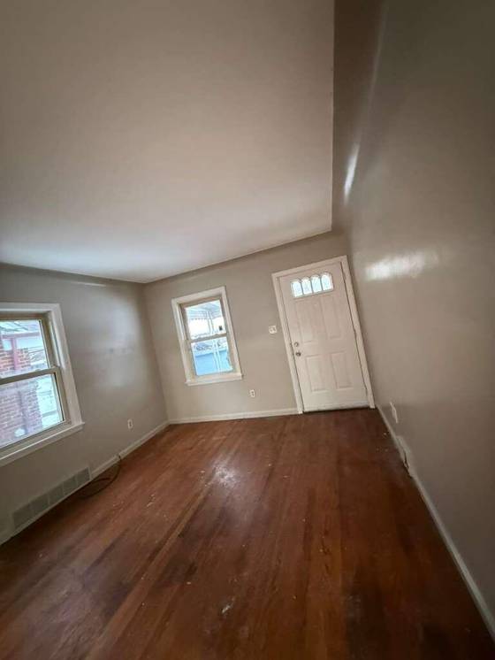 11704 Greenview Avenue, Detroit, MI 48228 photo 4