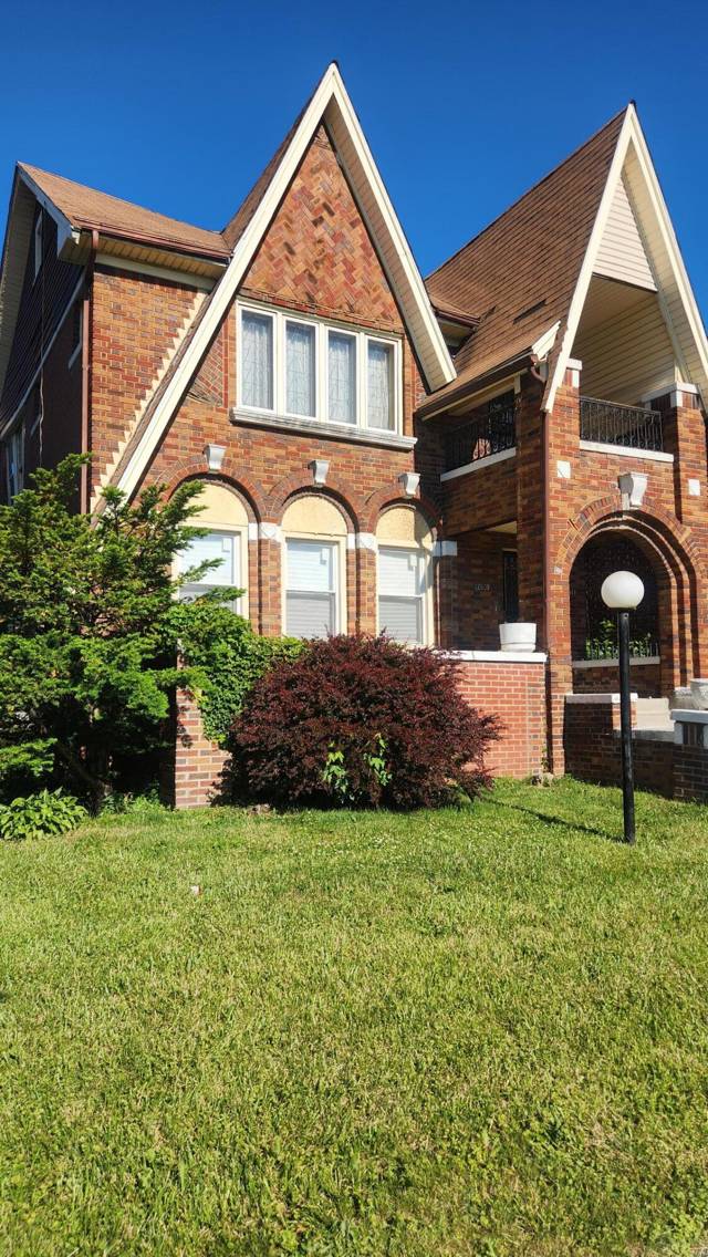 12609 Santa Rosa Drive, Detroit, MI
