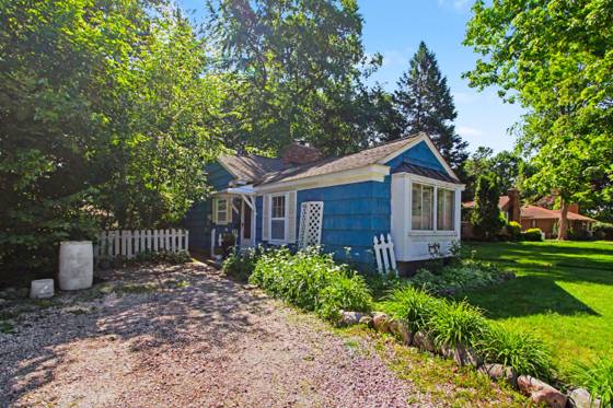 16654 Mac Arthur, Redford, MI 48240 photo 3