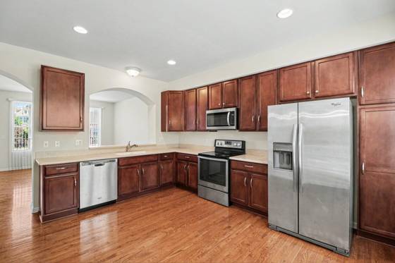 27902 Hopkins Drive, Novi, MI 48377 photo 3