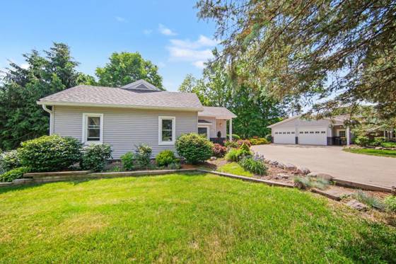 520 Wolverine Street, Manchester, MI 48158 photo 2