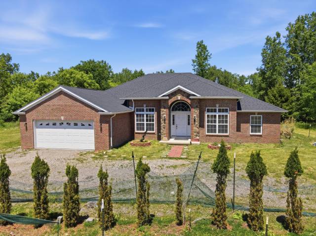32200 Ecorse Road, Romulus, MI