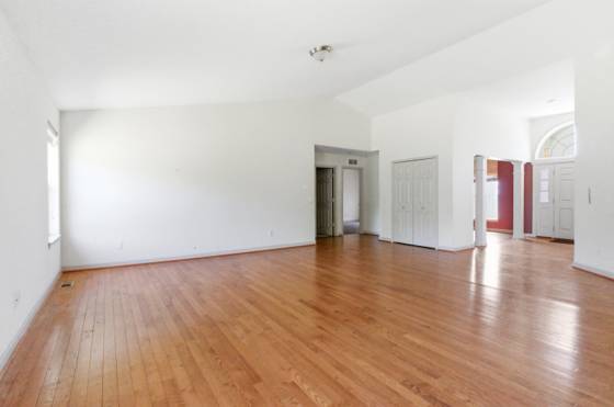 32200 Ecorse Road, Romulus, MI 48174 photo 3