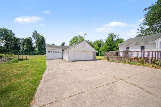 9100 Willis Road, Willis, MI 48191 photo 2