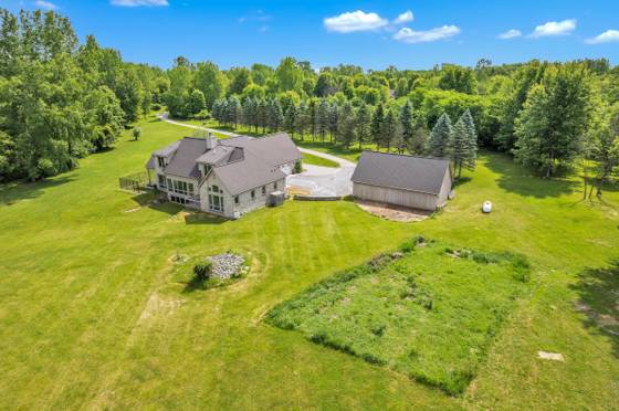 2665 White Tail Court, South Lyon, MI 48178 photo 4