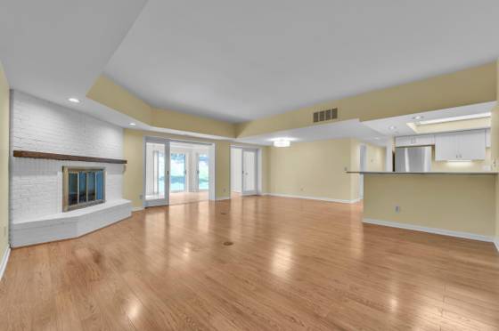 2115 Nature Cove Court #108, Ann Arbor, MI 48104 photo 4