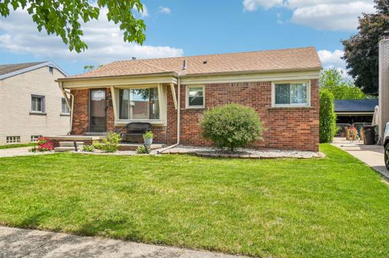 15071 Cameron Street, Southgate, MI 48195 photo 3