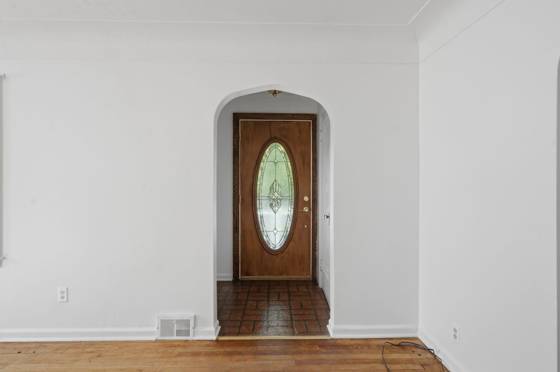 1158 W Reid Road, Flint, MI 48507 photo 3