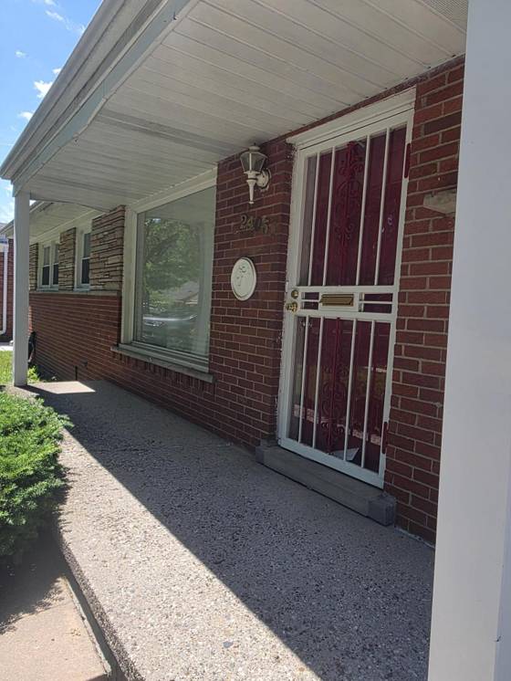 24051 Geneva Street, Oak Park, MI 48237 photo 5