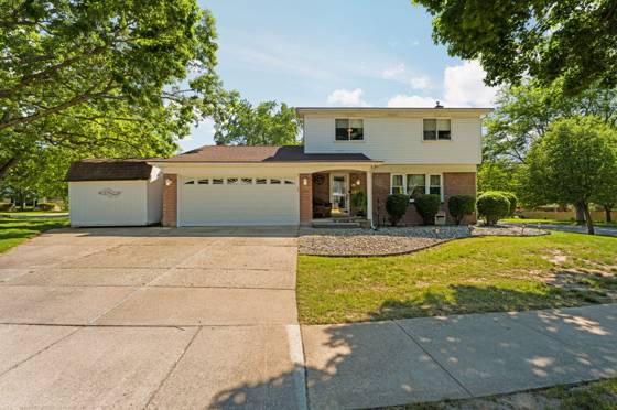 534 Forestbrooke Court, Saline, MI 48176 photo 2