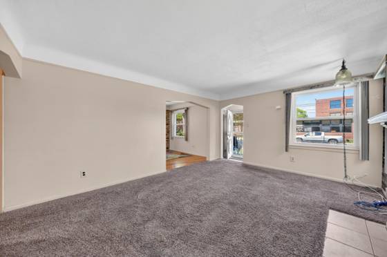 21500 Redmond Avenue, Eastpointe, MI 48021 photo 4