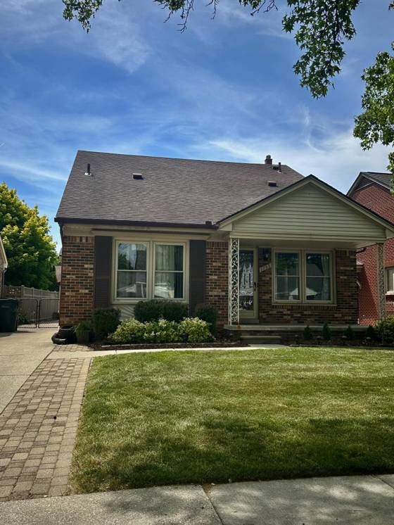 1753 N Silvery Lane, Dearborn, MI 48128 photo 2