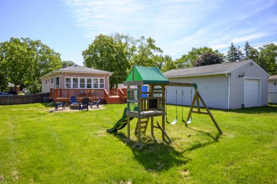 27803 Ruehle Street, Saint Clair Shores, MI 48081 photo 3