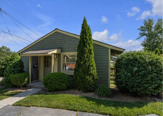 2347 Fernwood Avenue, Ann Arbor, MI 48104 photo 2