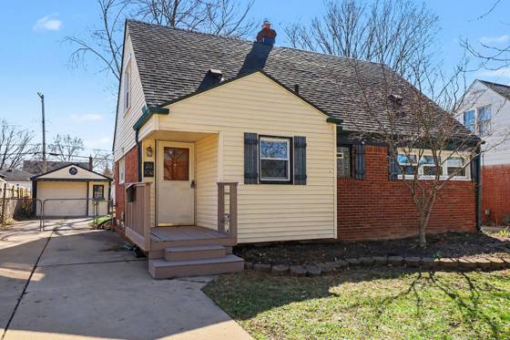 20450 Lancaster Street, Harper Woods, MI 48225 photo 3