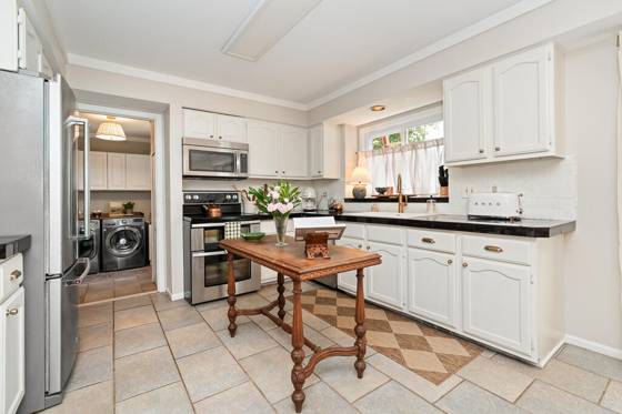 2805 Powderhorn Ridge Road, Rochester Hills, MI 48309 photo 3
