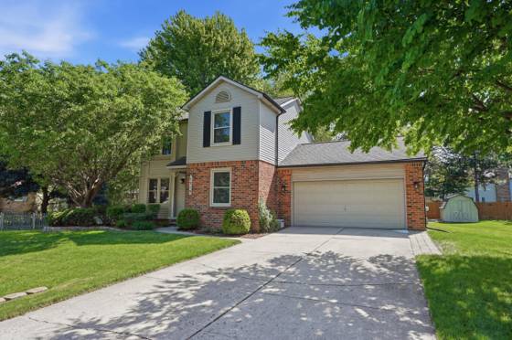 1215 Lori Lane, Fenton, MI 48430 photo 2