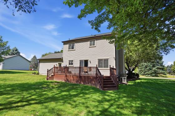 1215 Lori Lane, Fenton, MI 48430 photo 3