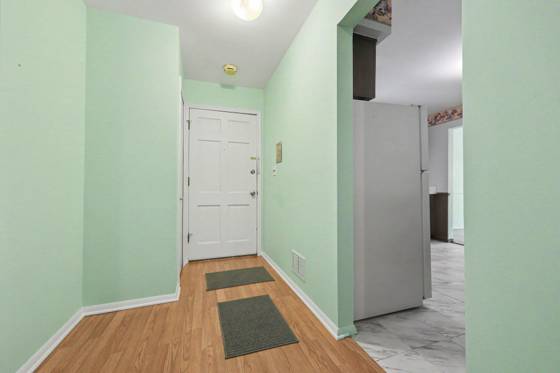 27653 W Echo Valley W #113, Farmington Hills, MI 48334 photo 4