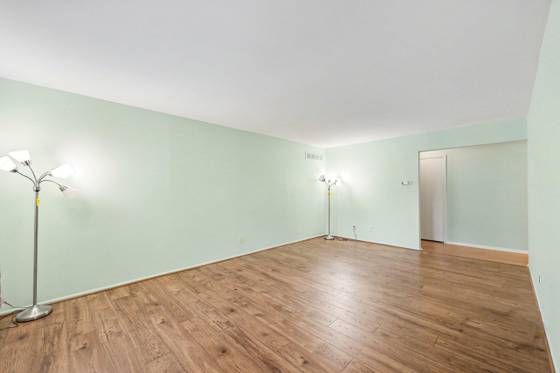 27653 W Echo Valley W #113, Farmington Hills, MI 48334 photo 5