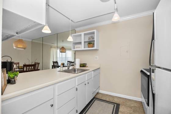 875 S Pontiac Trail #207, Walled Lake, MI 48390 photo 5