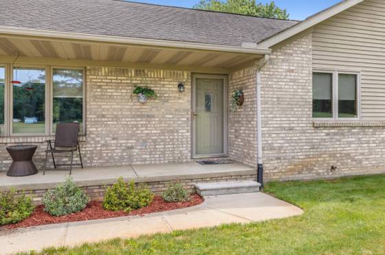 10862 Silver Lake Road, South Lyon, MI 48178 photo 4