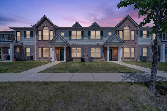23668 Northstone Village Drive, Taylor, MI 48180 photo 2