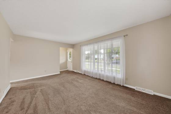 1039 Gault Drive, Ypsilanti, MI 48198 photo 4