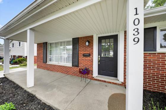 1039 Gault Drive, Ypsilanti, MI 48198 photo 2