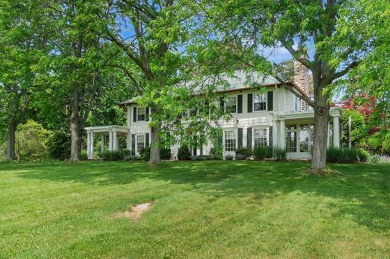 3215 W Dobson Place, Ann Arbor, MI 48105 photo 3