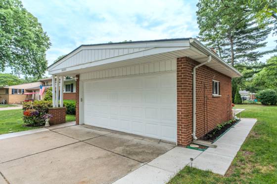32973 Grennada Street, Livonia, MI 48154 photo 4