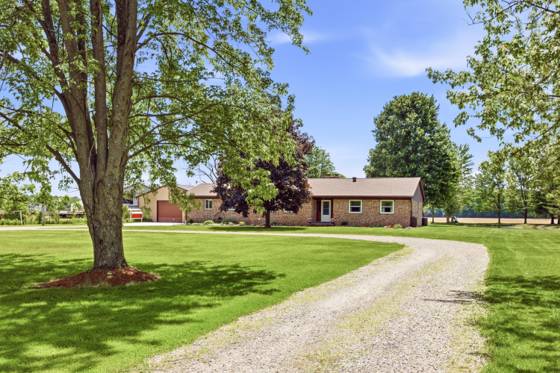 8149 Rattle Run Road, Columbus, MI 48063 photo 2
