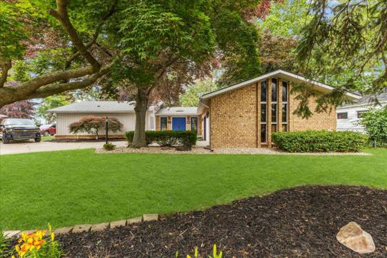 303 E Huron River Drive, Belleville, MI 48111 photo 3
