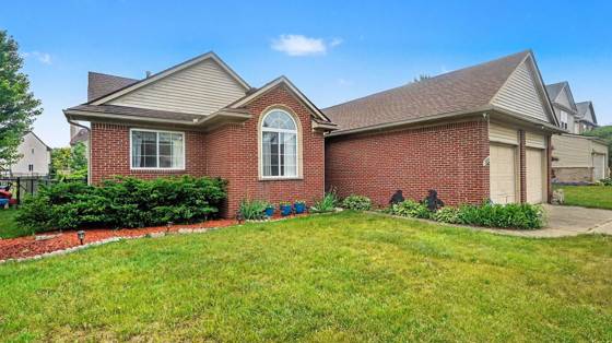 7656 Dover Drive, Ypsilanti, MI 48197 photo 2