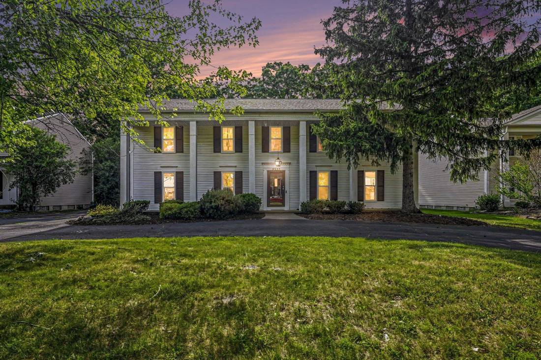 5535 S Piccadilly Circle, West Bloomfield, MI 48322