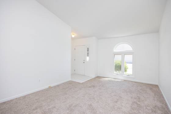 35907 Fierimonte Drive, Clinton Twp, MI 48035 photo 3