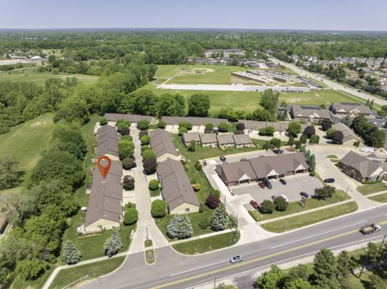 35907 Fierimonte Drive, Clinton Twp, MI 48035 photo 2