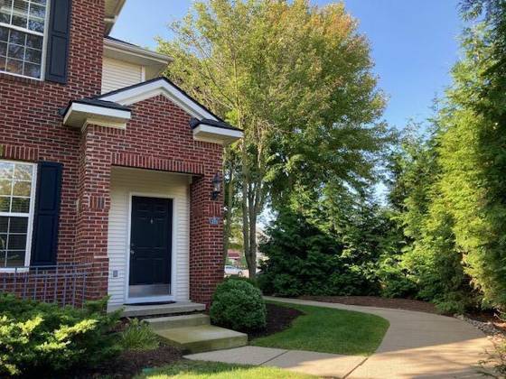229 Scio Village Court #211, Ann Arbor, MI 48103 photo 2