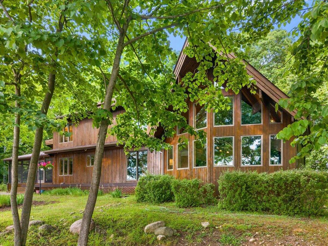 1111 W Clark Road, Ypsilanti, MI 48198