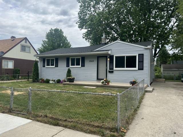1042 Red Leaf Lane, Ypsilanti, MI