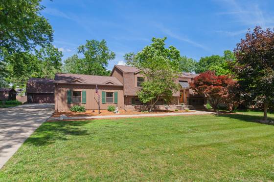 3165 N Grove Drive, Monroe, MI 48162 photo 2