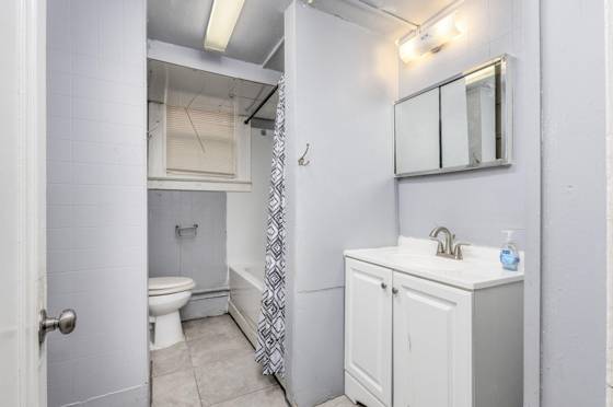 6225 Middlesex Street, Dearborn, MI 48126 photo 2