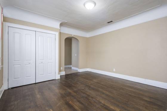 2952 Waverly Street #2W, Detroit, MI 48238 photo 2